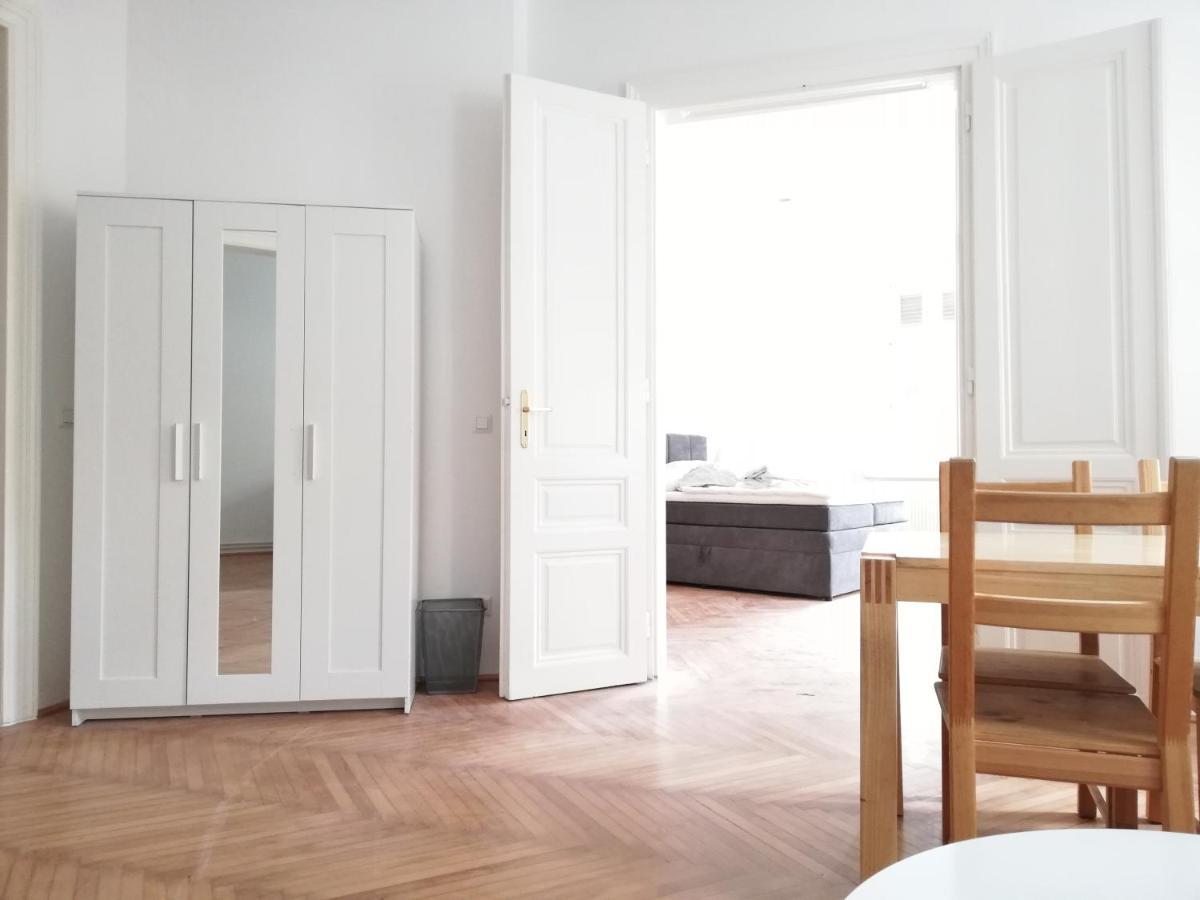 Central Living Apartments - Schoenbrunn Viena Exterior foto